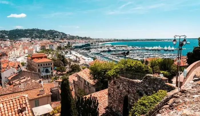 quartier du Suquet cannes min 2