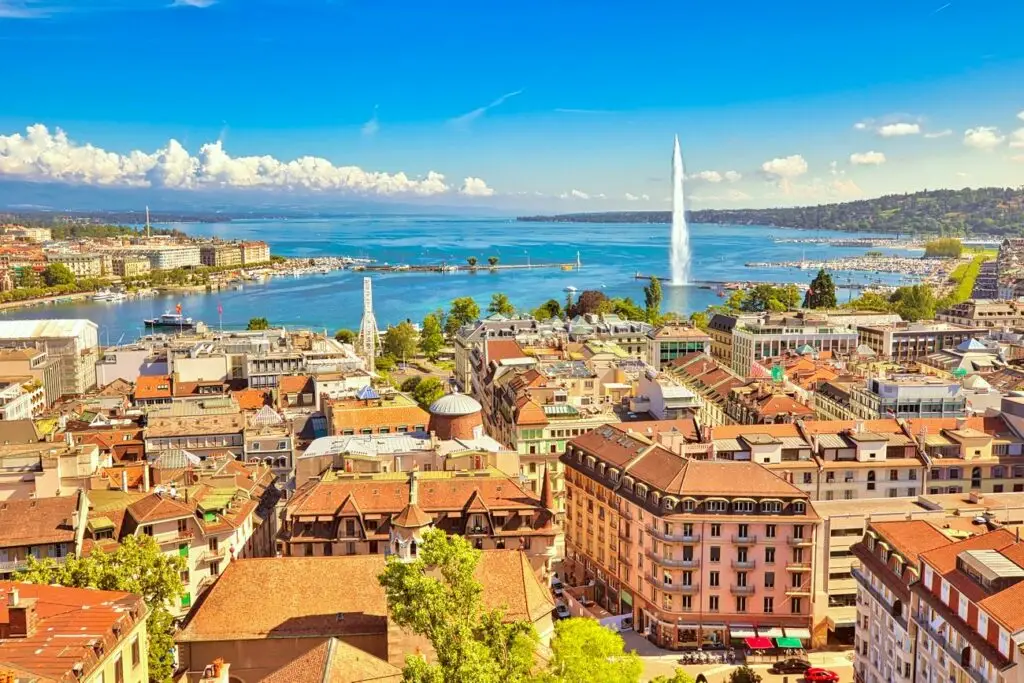 Transfert Geneve depuis Aeroport de nice, Antibes, Monaco, Cannes avec chauffeur / Azur Limousines oudormirageneve min